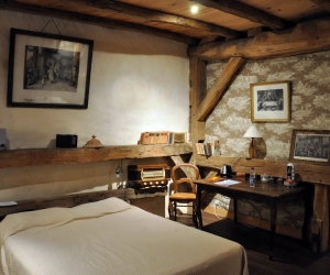 Château des Rosières – Chambre de la Cour